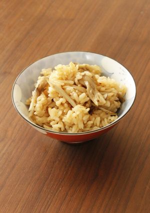 舞茸とごぼうの炊き込みごはん-レシピのメイン写真