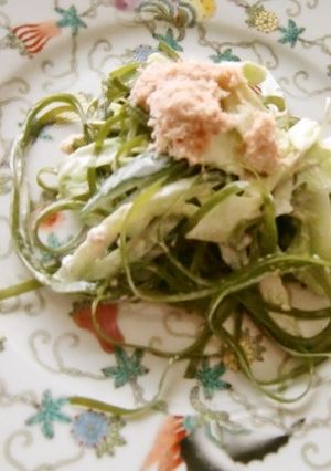 切り昆布と春キャベツのカニ缶サラダ-レシピのメイン写真