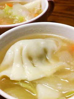 “あの日の餃子”でスープ♪-レシピのメイン写真