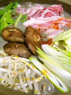 こくうまスープ☆胡麻味噌鍋-レシピのメイン写真