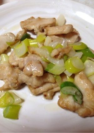 簡単‼︎鶏胸肉の塩ダレ炒め-レシピのメイン写真