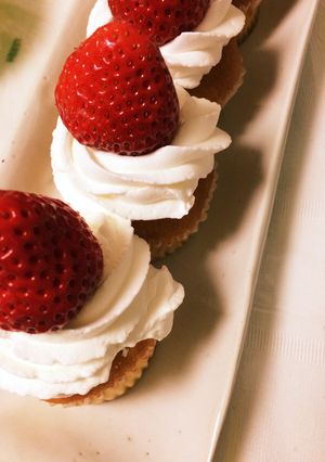 イチゴのかわいい簡単プチケーキ⁈-レシピのメイン写真
