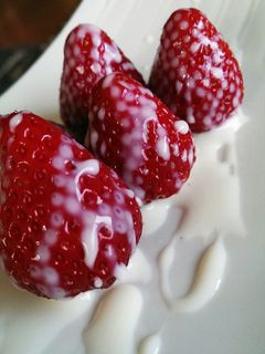 練乳いちご-レシピのメイン写真