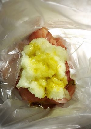 すりおろし玉ねぎで鶏むねが劇的柔らかく！-レシピのメイン写真