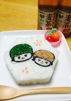 ダカラちゃん&ムギちゃんの隠れ三色ご飯-レシピのメイン写真