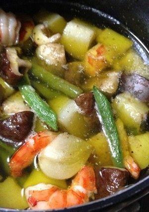 簡単おつまみ☆エビと椎茸のアヒージョ-レシピのメイン写真