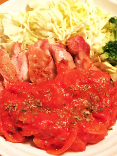 簡単!パリパリチキンのトマトソースがけ-レシピのメイン写真