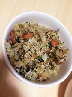 小松菜とウインナーの焼き飯-レシピのメイン写真