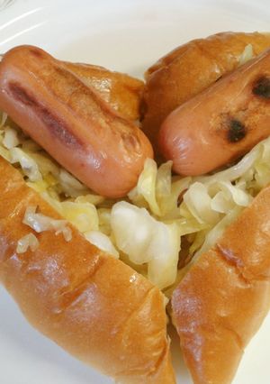 ザワークラウトで超簡単！ホットドッグ！-レシピのメイン写真