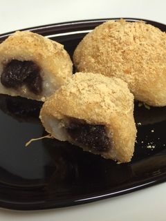 おはぎ•ぼたもち〜あんこ入りきな粉もち-レシピのメイン写真