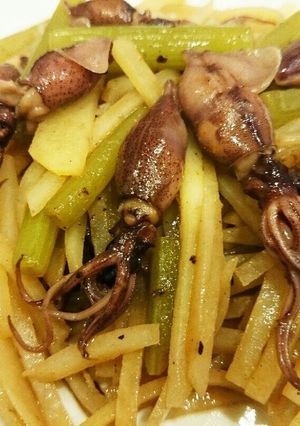 ホタルイカ・ふき・じゃがいものバター炒め-レシピのメイン写真