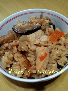 しっかり味♪鶏ごぼう炊き込みご飯-レシピのメイン写真