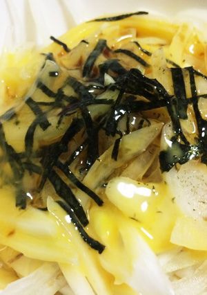 健康朝食☆新玉ねぎの卵かけサラダ-レシピのメイン写真