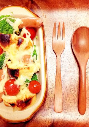 簡単朝食!パンと野菜のチーズ焼き-レシピのメイン写真