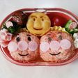 ケチャップでアンパンマンおにぎりキャラ弁