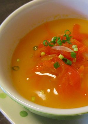 簡単！トマトとセロリのコンソメスープ-レシピのメイン写真