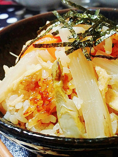 食べておきたい♪春のウドの炊き込みご飯☆-レシピのメイン写真