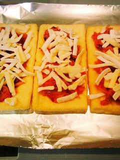 乗せて焼くだけ♪ 油揚げのキムチーズ-レシピのメイン写真