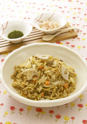 ソース味♪キャベツとレンコンのそばめし-レシピのメイン写真
