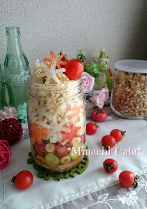 そのまま食べられる!!二層のジャーサラダ-レシピのメイン写真