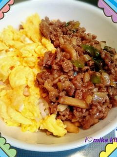 肉味噌そぼろの2色丼♪-レシピのメイン写真