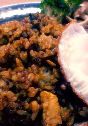 余ったカレーで！スパイシーチキンライス-レシピのメイン写真