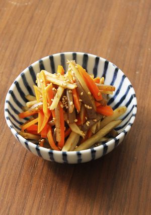 ゴボウ・にんじん・蒟蒻のきんぴら-レシピのメイン写真
