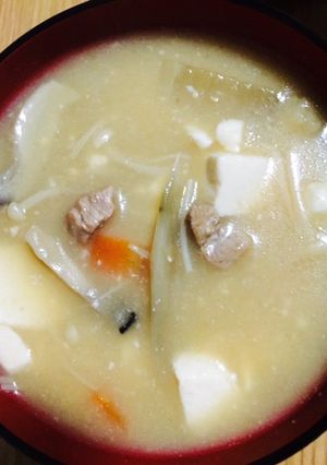 豚バラと野菜の味噌汁-レシピのメイン写真