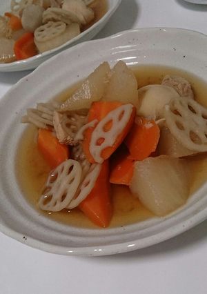 優しい味のとりと根菜のお煮物。-レシピのメイン写真