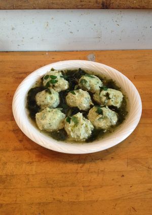 鶏エビ団子とワカメの煮物-レシピのメイン写真