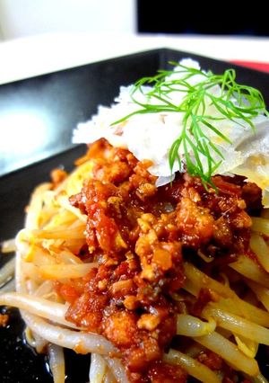 鶏胸と豆腐のボロネーゼ★もやしでパスタ風-レシピのメイン写真