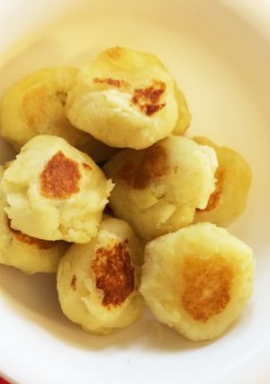 離乳食で簡単☆さつまいもとりんごのお焼き-レシピのメイン写真
