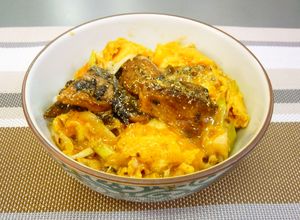 【使いきり】さんまの蒲焼き缶とたまご丼-レシピのメイン写真