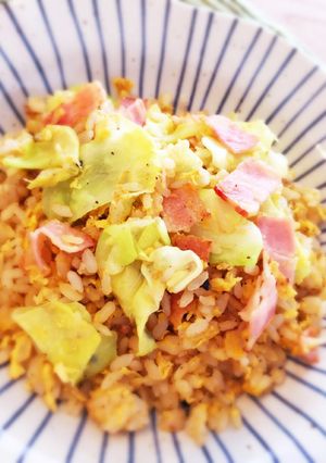 IHでも大丈夫！パラパラ春キャベツ炒飯-レシピのメイン写真