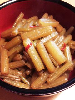 《田舎の味》フキの油炒め-レシピのメイン写真