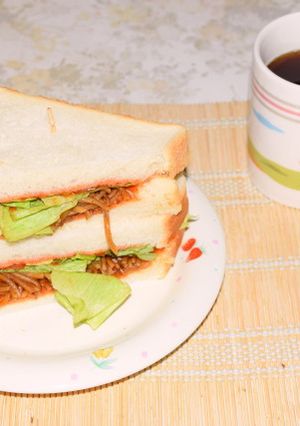 焼きそばサンドdeモーニング-レシピのメイン写真