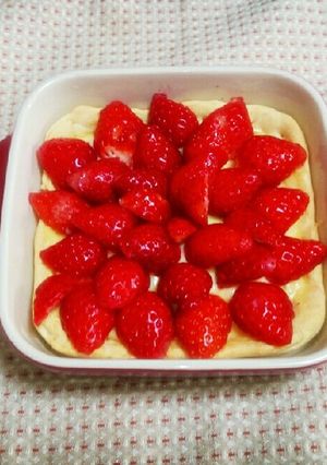 ♪ヨーグルト生地でイチゴピザ♪-レシピのメイン写真