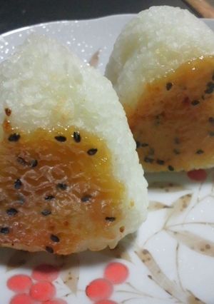 美味い！味噌マヨ焼きおにぎり-レシピのメイン写真