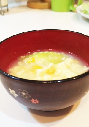 子供にテッパンコーンとキャベツの卵スープ-レシピのメイン写真