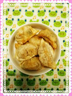 青椒肉絲の餃子皮包み揚げ-レシピのメイン写真