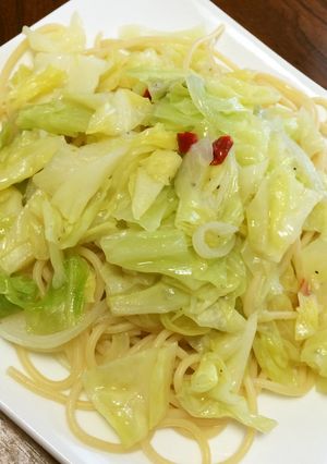 たっぷり！春キャベツのペペロンチーノ♩-レシピのメイン写真
