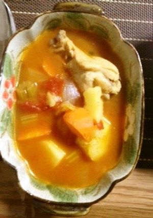 クローブ風味のスパイシートマトスープ-レシピのメイン写真