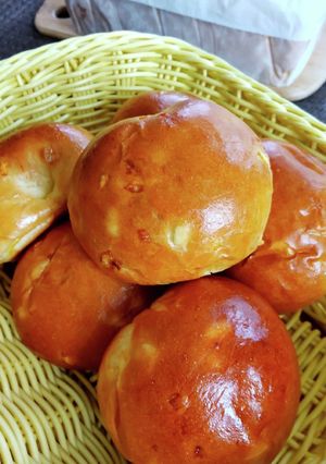 ホテルの朝食♪オレンジピールの丸パン-レシピのメイン写真