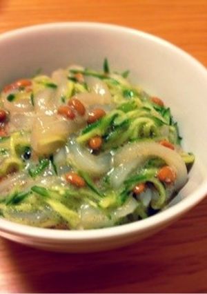 イカきゅー納豆丼-レシピのメイン写真