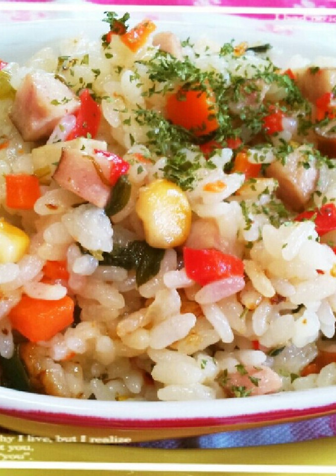 夏休み❁炊飯器で簡単♪洋風ピラフ-レシピのメイン写真