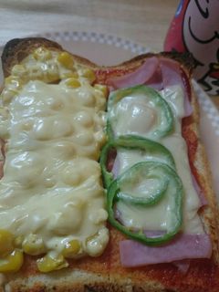忙しい朝でも!簡単☆ツインピザトースト-レシピのメイン写真