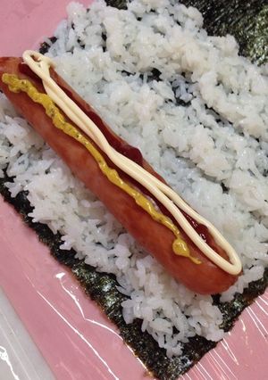 コンビニのフランクフルトでおにまき-レシピのメイン写真