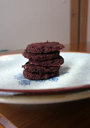 材料4つ！おから100%プルーンクッキー-レシピのメイン写真