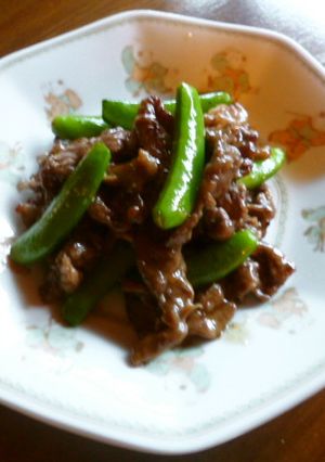 牛肉とスナップえんどうのオイスター炒め♪-レシピのメイン写真