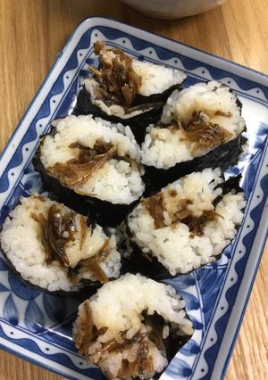 くるくる海苔巻き(いかなごの釘煮)-レシピのメイン写真